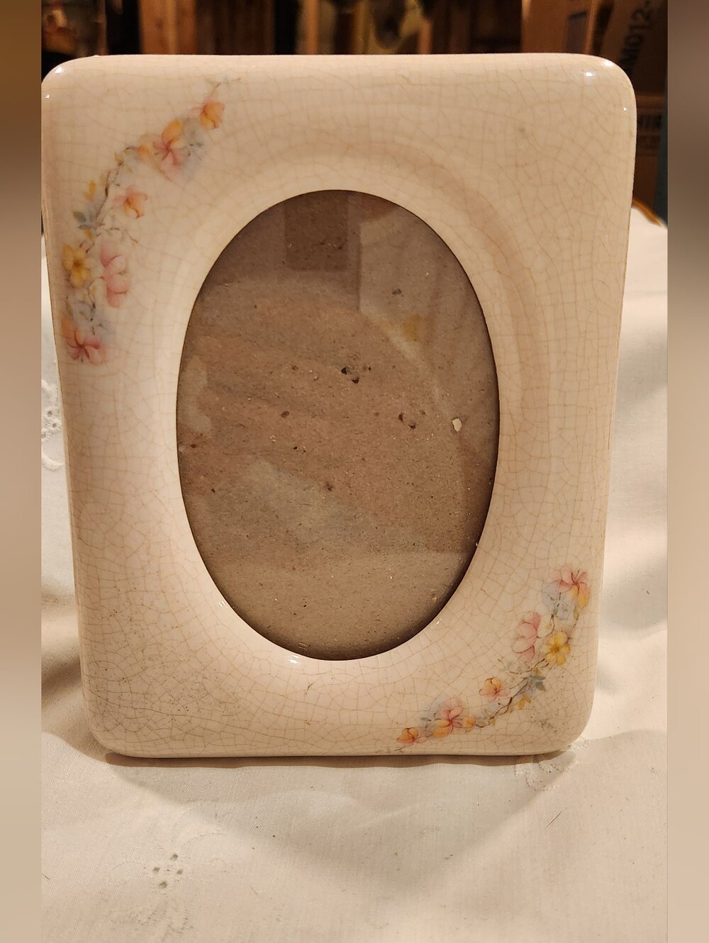 Vintage Hallmark Picture Frame Ceramic Oval Beige Floral Photo 5x7”.